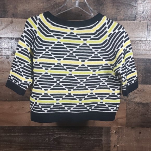 Romeo + Juliet Crop Sweater - Picture 2 of 8